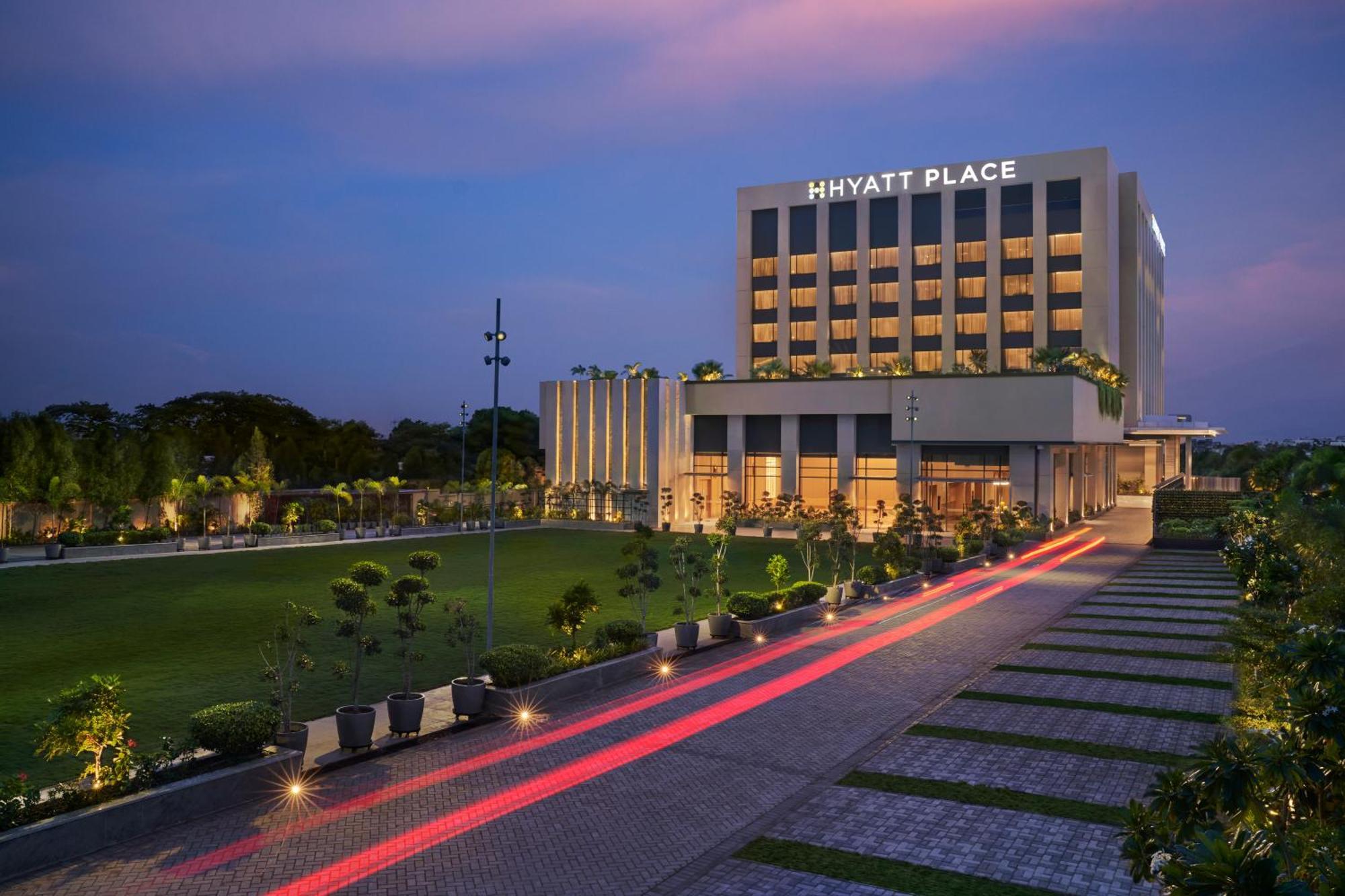Hyatt Place Aurangabad Airport Экстерьер фото